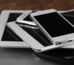 Старий смартфон буде вам вдячний: де найкраще його зберігати, щоб він не вийшов з ладу