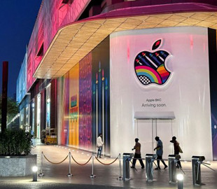 Майбутні суди можуть розтрощити імперію Apple: під ударом частина бізнесу з оборотом $85 млрд на рік