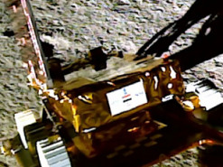 Індійська космічна агенція не отримала сигналів з модуля «Вікрам» та місяцехода «Праг'ян» у другий місячний день