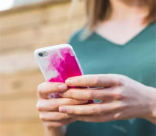 Як зберегти заряд телефону якомога довше: прості хитрощі для економії енергії