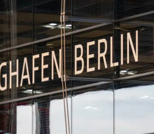 Аеропорт у Берліні закривали через дрони