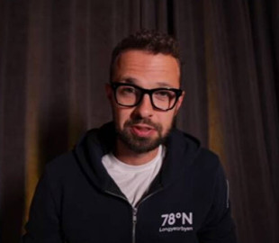 Трэвел-блогер Антон Птушкин обратился к подписчикам из россии: "У вас когда-нибудь забирали дом?"