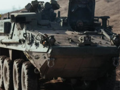 ЗСУ показали колісні американські броньовані машини Stryker