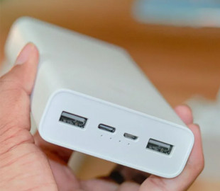 Повербанк ледь не вбив одеситку: вибухнув просто в ліжку