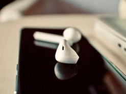 Як почистити Bluetooth-навушники без шкоди для них