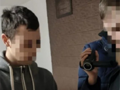 Житель Рівненщини коригував ракетні удари по аеродромах та позиціях ЗСУ у Львівській та Рівненській областях