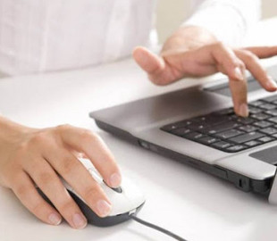 Сотрудник банка украл со счета клиента 30 тысяч гривен