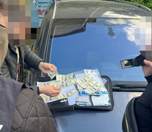 В Україні затримано правоохоронця, який торгував інформацією з закритих баз даних