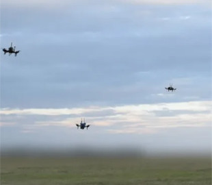 В Україні випробовують рої дронів: що відомо