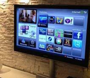 ЖК-панели продолжают дешеветь