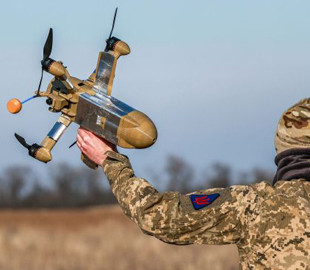 Рої дронів та "розумна" навігація: експерти назвали, як ШІ змінює фронт