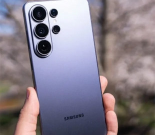 Samsung блокуватиме застосунки на смартфонах Galaxy без дозволу батьків