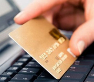 Жінка втратила 80 тисяч гривень, продаючи одяг онлайн