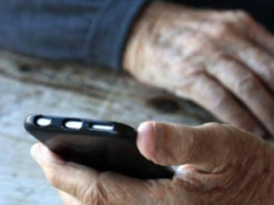 Онук викрав у дідуся понад 50 тисяч гривень через Приват24