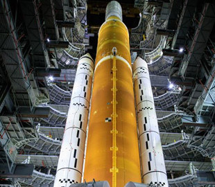 NASA заключило контракт с Northrop Grumman на производство ускорителей для лунных ракет и полётов в дальний космос