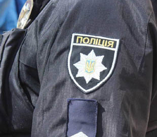 Получил чужую посылку стоимостью 750 тысяч: под Одессой задержали мошенника