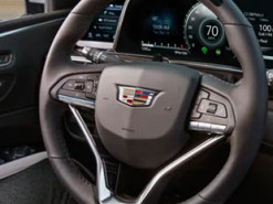 Концерн GM запатентував назву для ще одного автопілота