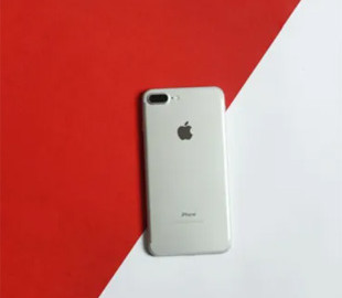 Apple попередила власників iPhone у 110 країнах: телефони можуть атакувати шпигуни