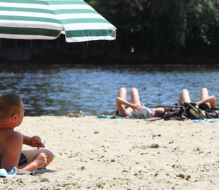 Можно ли ходить на пляжи в Киеве: в ГСЧС назвали условие