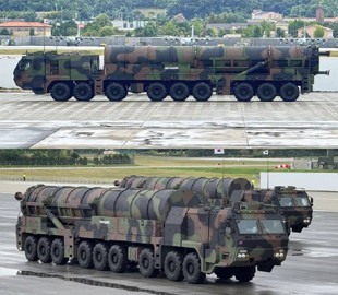 Південна Корея представила “монстра серед ракет” — Hyunmoo-5