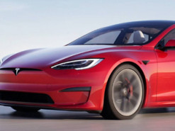 Запуск "космического корабля" Tesla Model S Plaid вновь отложен