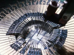 Швидше та дешевше. Стартап Cognichip залучив $60 млн, щоб створювати мікрочипи за допомогою ШІ