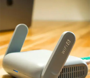 Чому на ніч треба вимикати Wi-Fi: така дія покращить сон і не тільки