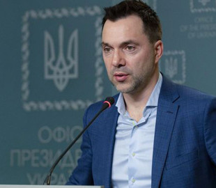 ВСУ уничтожили еще двух российских генералов под Херсоном, - Арестович