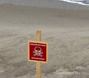 В Одессе во время купания на мине подорвался человек