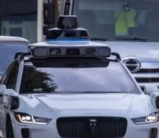 Роботаксі Waymo стали доступні десяткам тисяч жителів Сан-Франциско