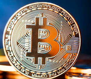 Криптовалютний аналітик спрогнозував істотне падіння криптовалюти біткоїн