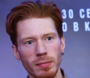 РосЗМІ запустили фейк, що внука Пугачової Микиту Преснякова мобілізували під час репетиції в театрі