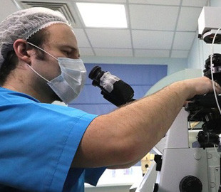 Штучний інтелект вперше розробив вакцину