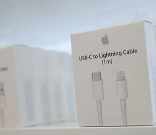 ЕС утвердит единый стандарт зарядного порта для гаджетов на следующей неделе