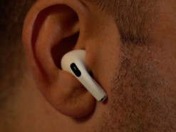 На Apple подали в суд из-за AirPods, которые повредили ребёнку барабанные перепонки