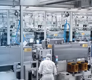 Рост числа транзисторов в чипах продолжает следовать закону Мура