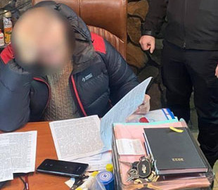 На Тячівщині виявили підпільну типографію, де друкували фальшиві COVID-документи