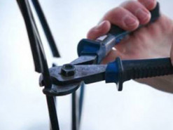 Невдала крадіжка: чоловіка затримали на викраденні кабелю після спрацювання сигналізації