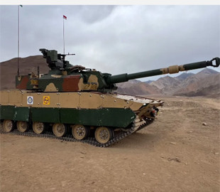 Індійські розробники представили новітній бойовий танк Zorawar