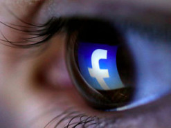 Facebook собирается запретить политическую рекламу