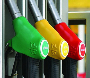 Стало відомо, на скільки в Україні подорожчає пальне