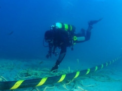 Пошкоджені підводні інтернет-кабелі,  від атак бойовиків, відремонтували в Червоному морі 