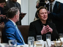 NYT: DOGE Ілона Маска маніпулює цифрами, перебільшуючи свої успіхи