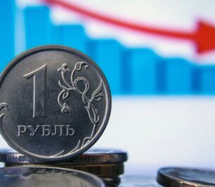 Путин распорядился выплачивать все внешние долги России рублями