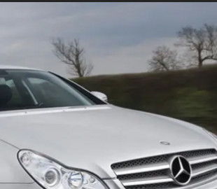 Уродженець Львівщини намалював у фотошопі фальшивий техпаспорт на Mercedes