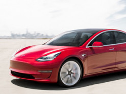 Tesla раскрыла причину медленного запуска роботизированного такси