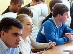 Мобілізація в Україні: чи призиватимуть викладачів на військову службу