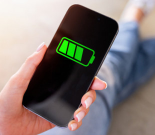 Чи варто заряджати смартфон лише до 80%, щоб він служив довше
