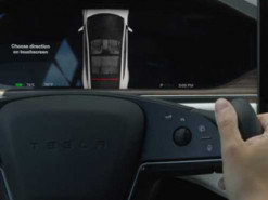 Tesla випустить новий користувацький інтерфейс та оновить "розум автомобілів"