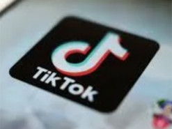 На 5 років увʼязнили жінку, яка поширювала у TikTok заклики полонених військовослужбовців не воювати з Росією